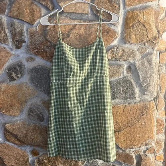 green emerald velvet dress CIDER Women's Gingham Mini Dress Summer Sundress Casual V Neck Flowy Cute  Teen Short Seelve Ruffle Dress Green at Amazon Women's Clothing store main image 0